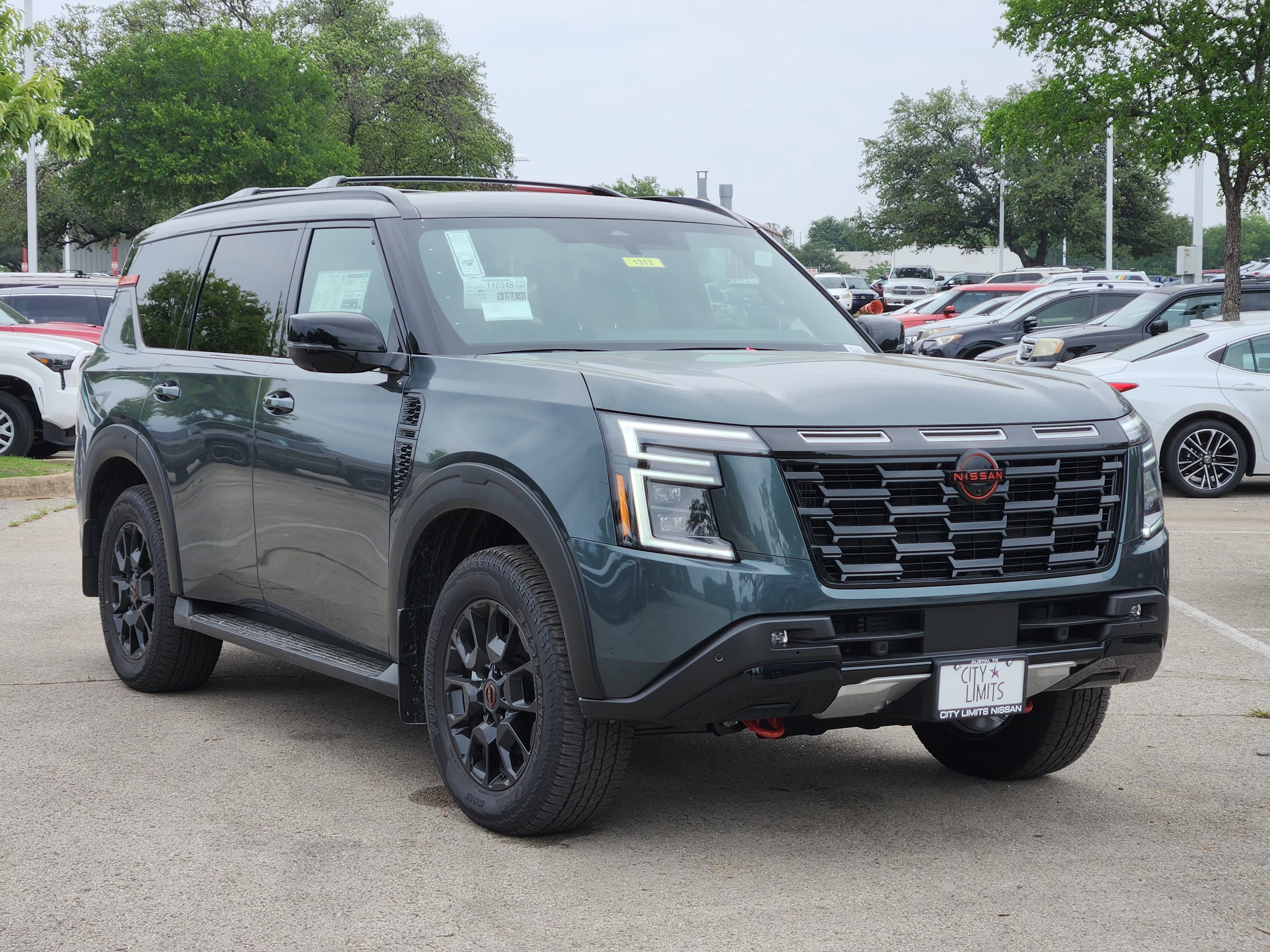 New 2026 Alpine Metallic / Super Black Two-tone Nissan PRO-4X® image 3