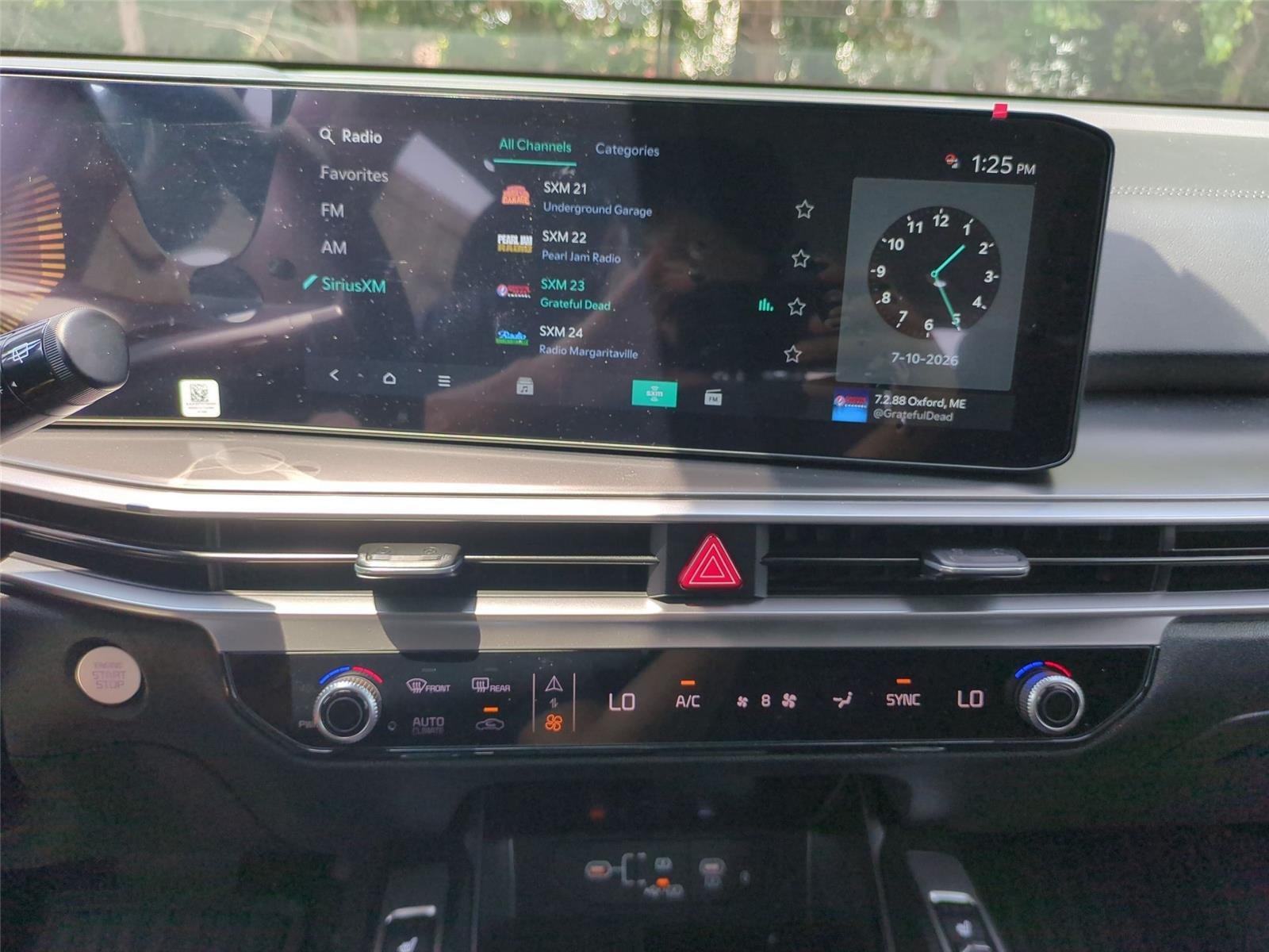 New 2026 Glacial White Kia S image 24