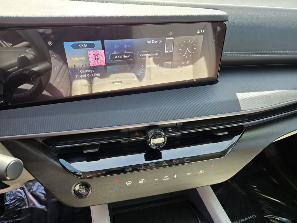 2025 Nissan Murano SV - Photo 24