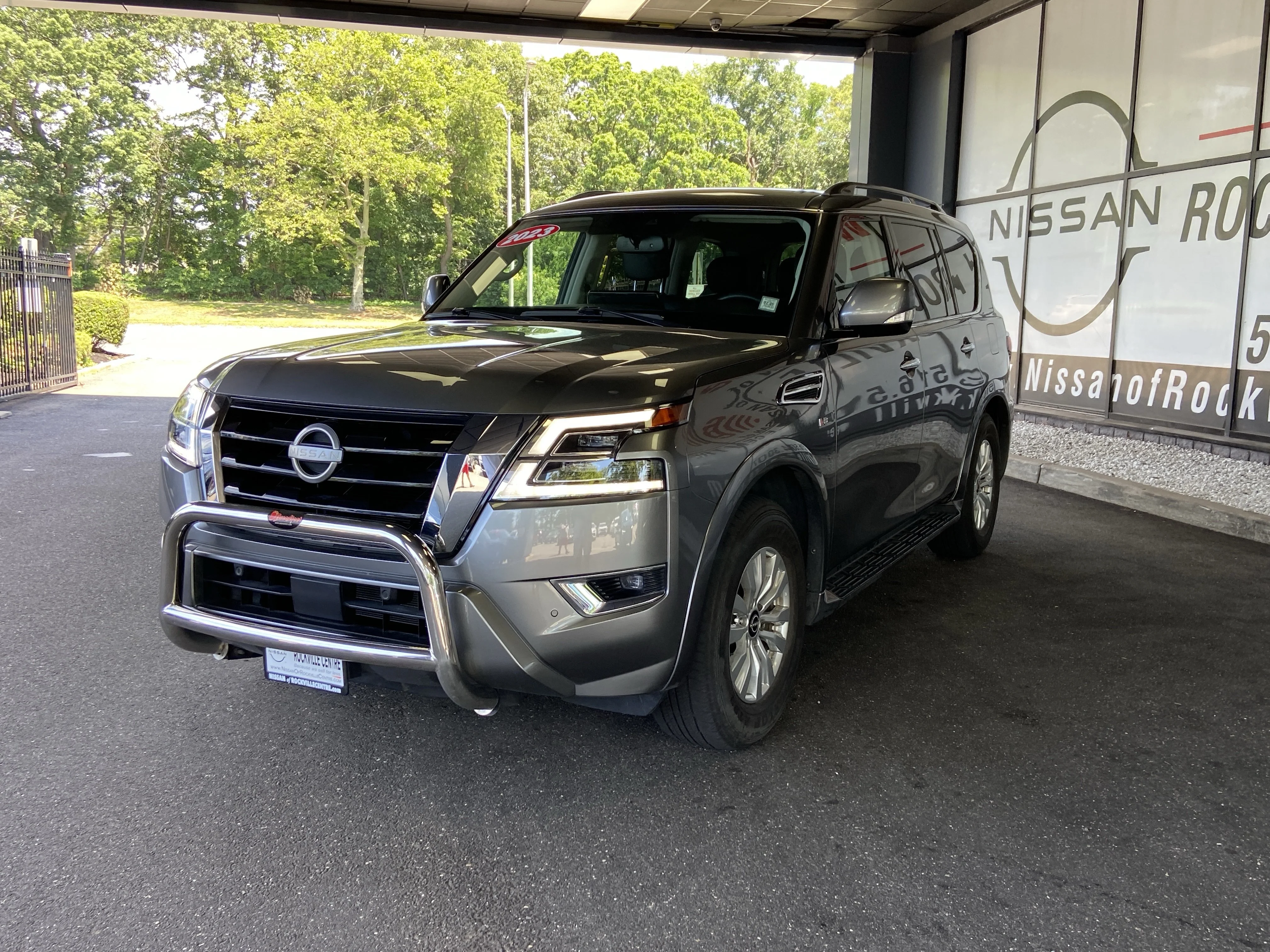 2023 Nissan Armada SV - Photo 8