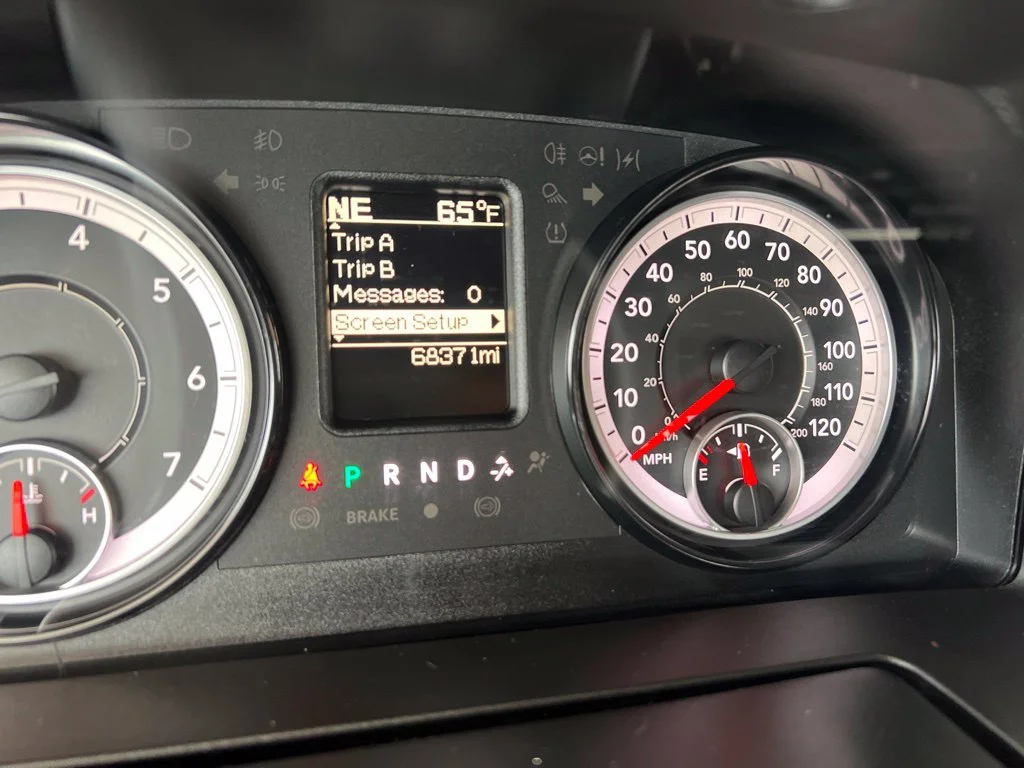 Used 2019 White Ram Warlock image 16