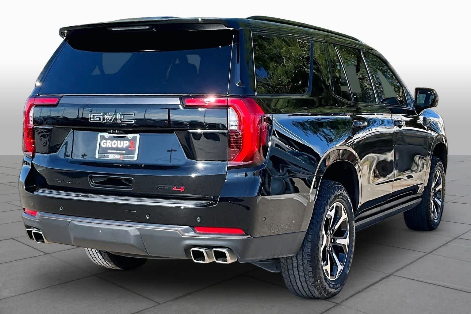 Used 2026 Onyx Black GMC AT4 Ultimate image 13
