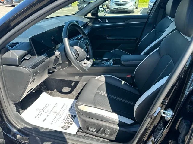 2026 Kia K5 GT-Line - Photo 13