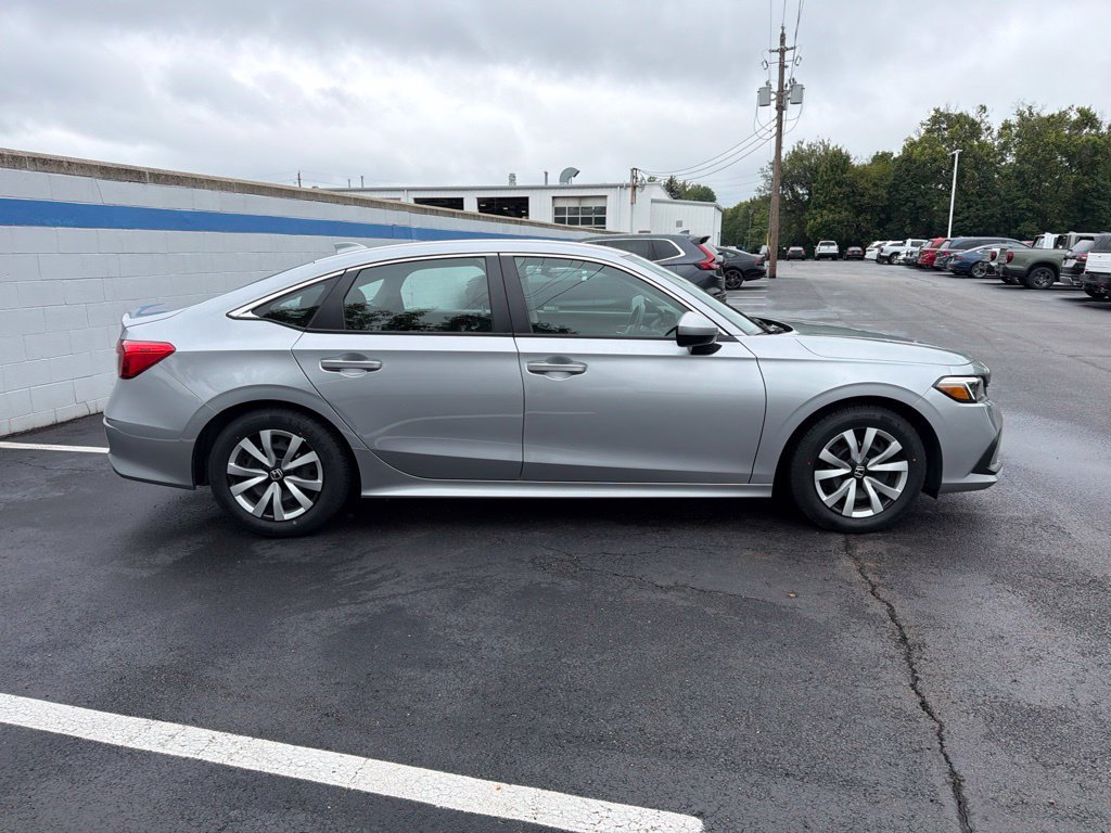 Certified Used 2024 Lunar Silver Metallic Honda LX image 6