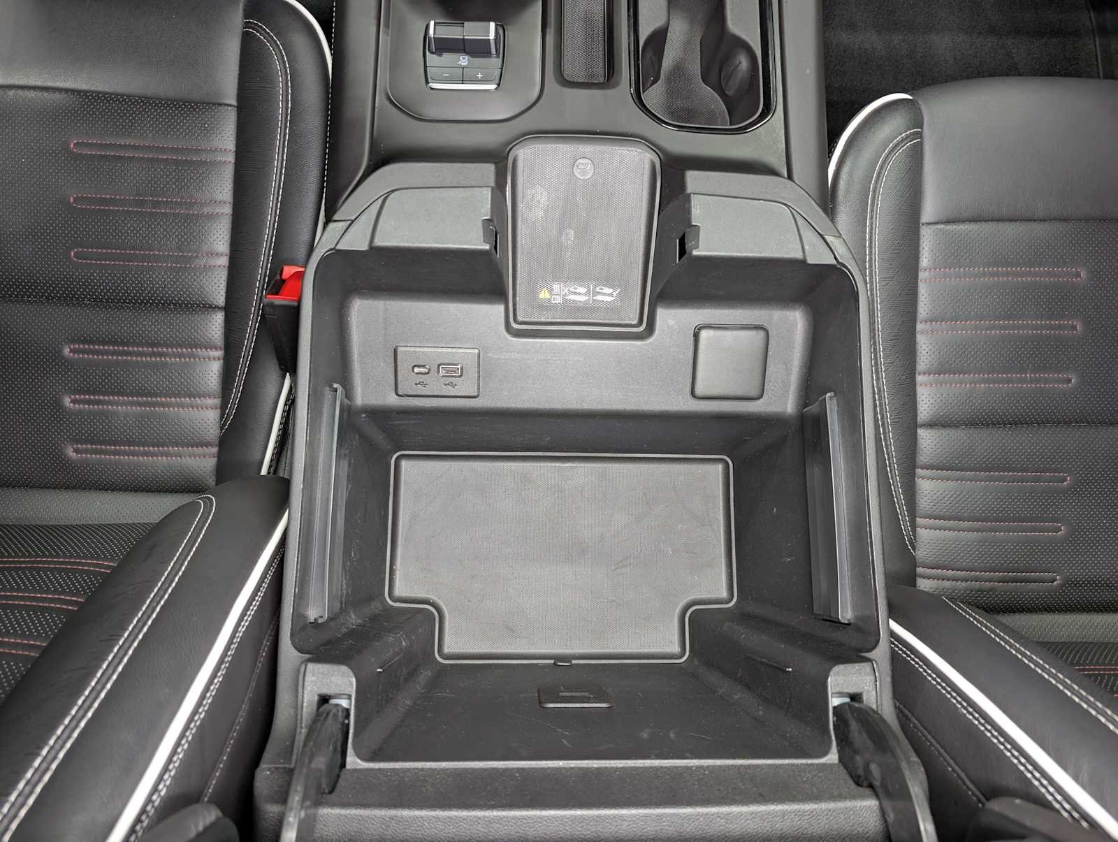 Used 2022 SUMMIT WHITE GMC AT4X image 14