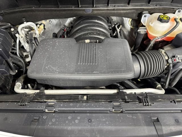 Used 2022 Summit White Chevrolet RST image 9