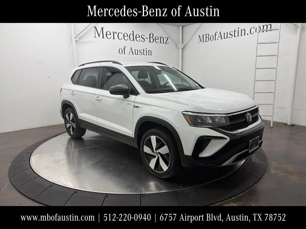 Used 2024 White Volkswagen 1.5T S image 1