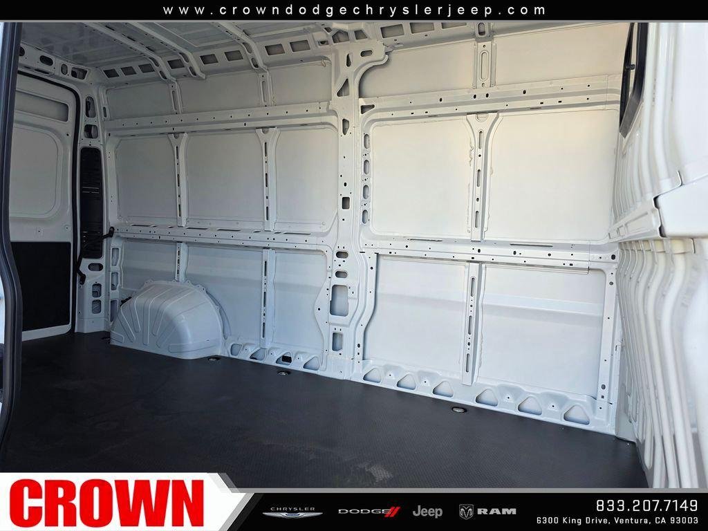 New 2026 Bright White Clearcoat RAM TRADESMAN image 17
