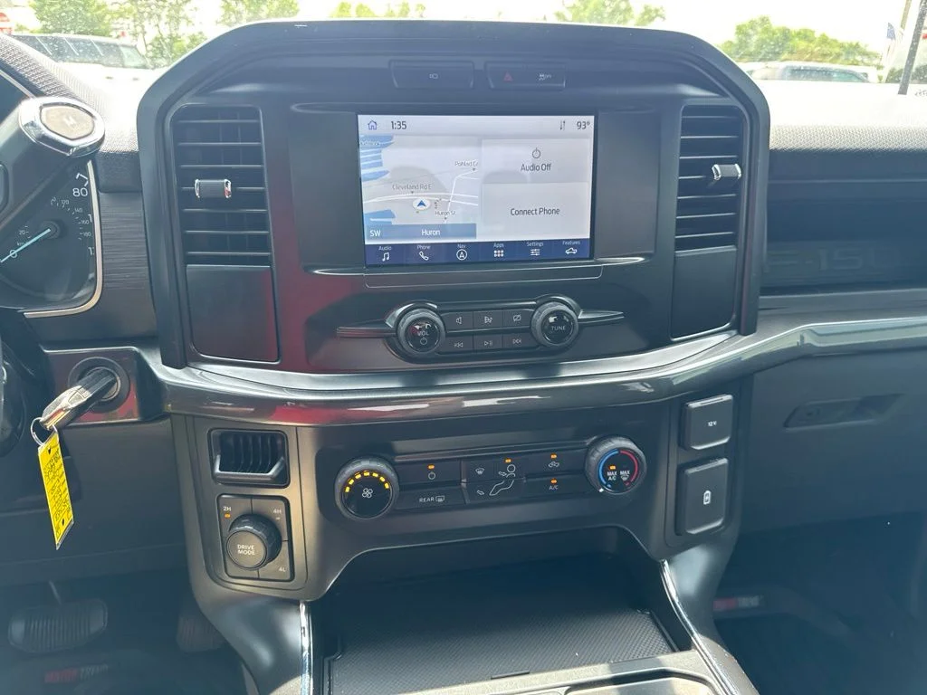 Certified Used 2022 Black Metallic Ford XL image 19