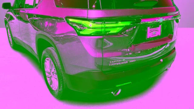 Used 2023 Green Chevrolet LT image 36