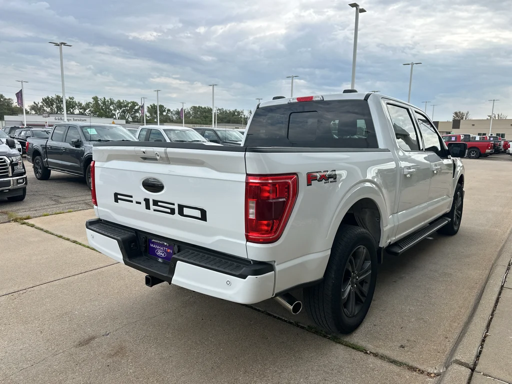 Used 2023 Oxford White Ford XLT image 11