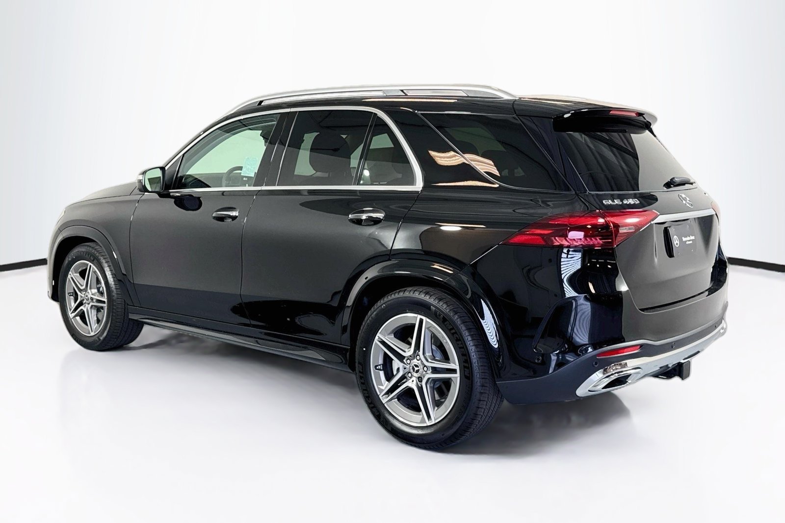 New 2026 Black Mercedes-Benz GLE 450 image 7
