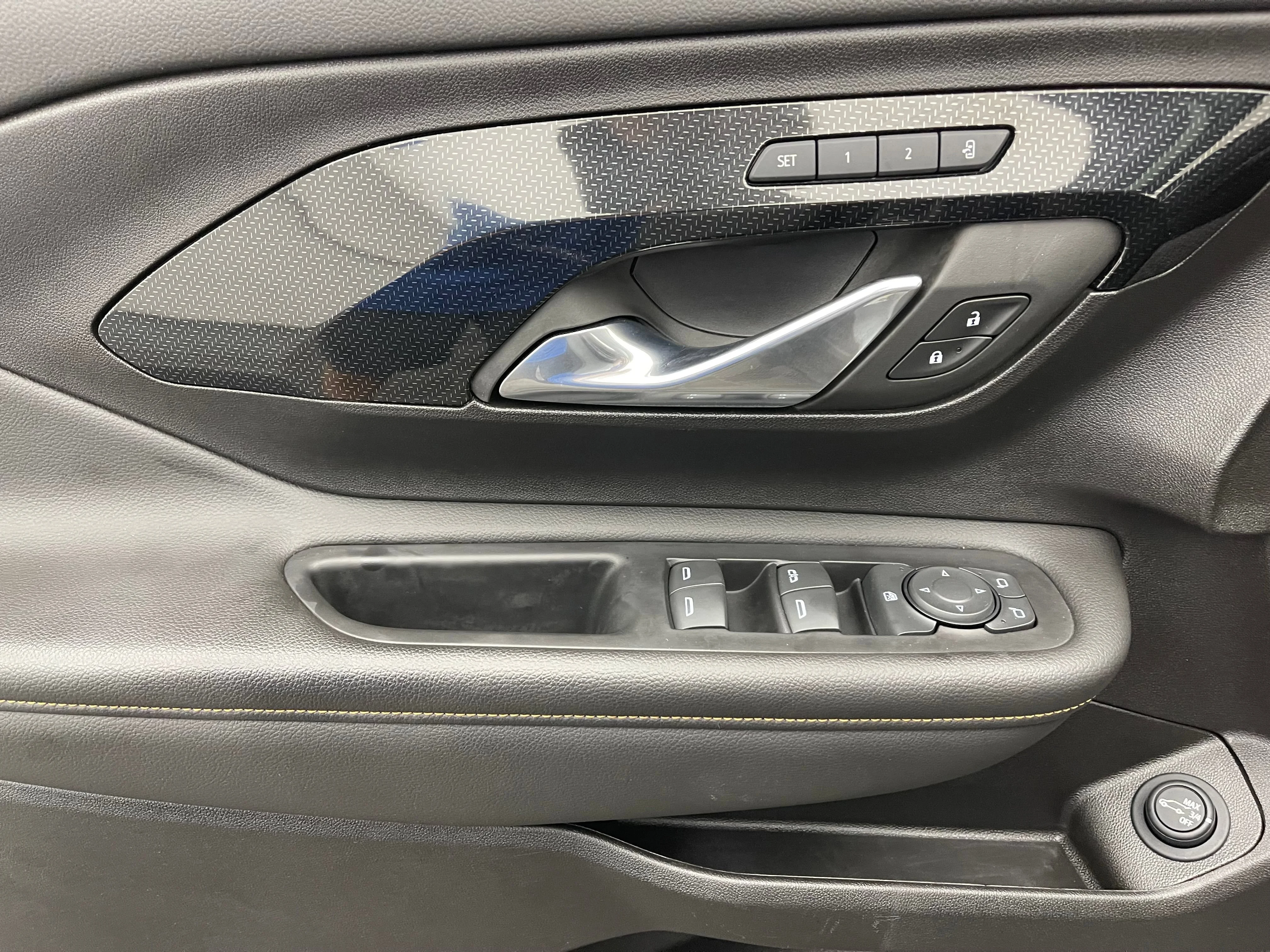 Used 2024 Sterling Metallic GMC AT4 image 17