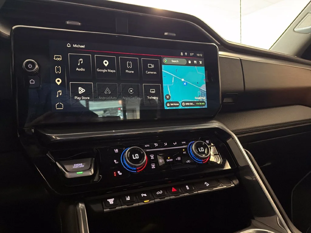 Used 2025 White GMC Denali image 14