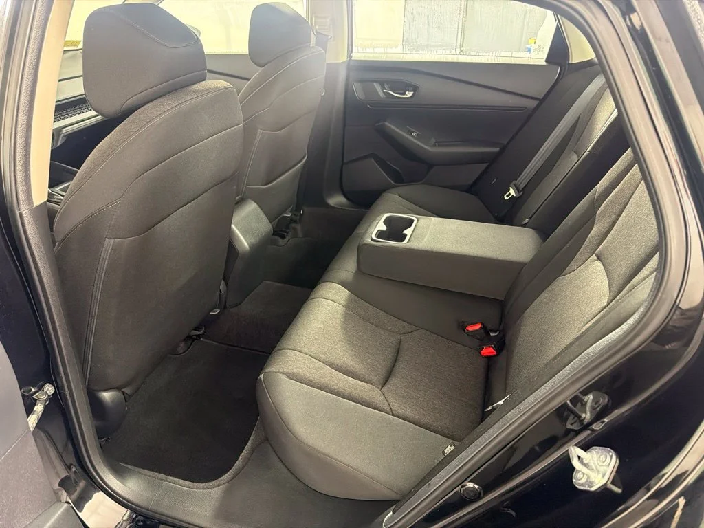 Used 2024 Crystal Black Pearl Honda EX image 18