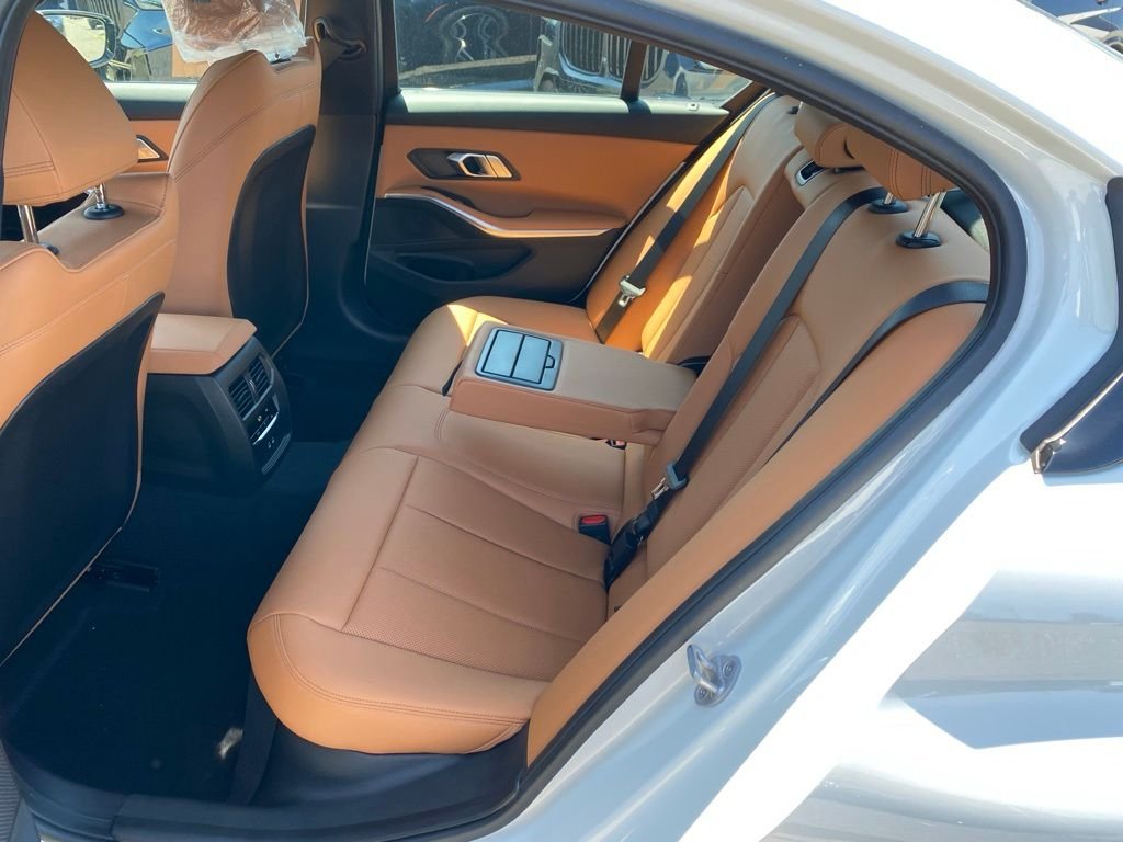 New 2026 Alpine White BMW 330i NA xDrive image 7
