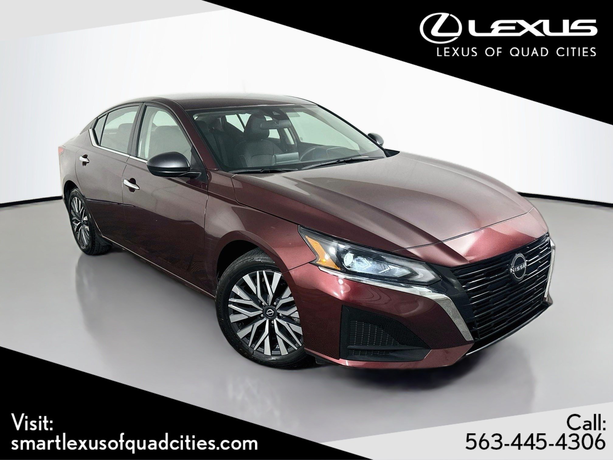 Used 2024 Garnet Pearl Metallic Nissan 2.5 SV image 1