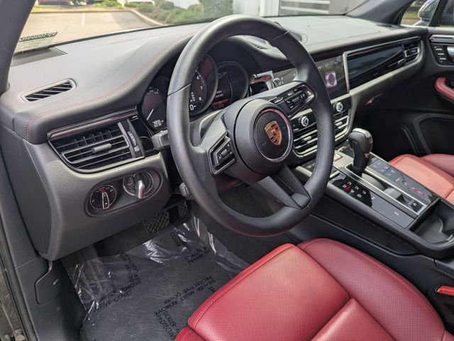 Used 2025 Black Porsche Base image 14
