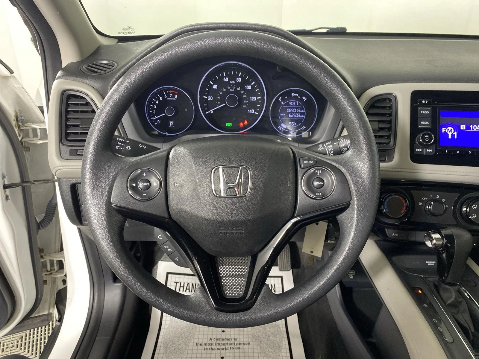 Used 2019 Platinum White Pearl Honda LX image 15