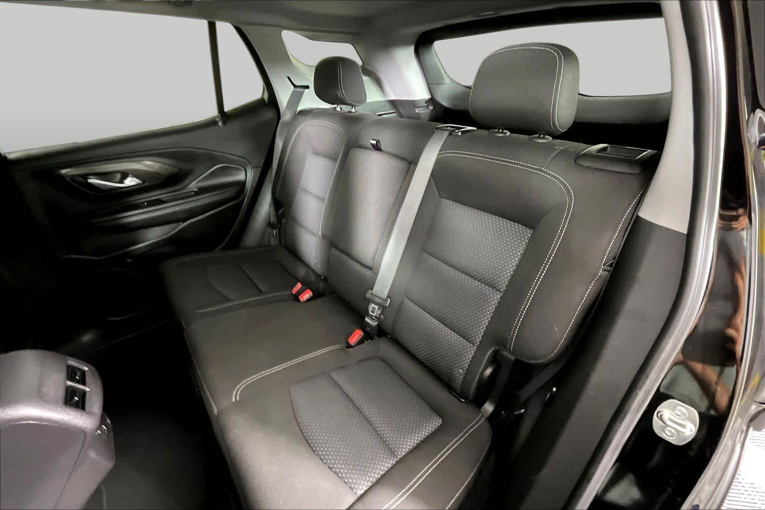 Used 2024 Ebony Twilight Metallic GMC SLE image 18
