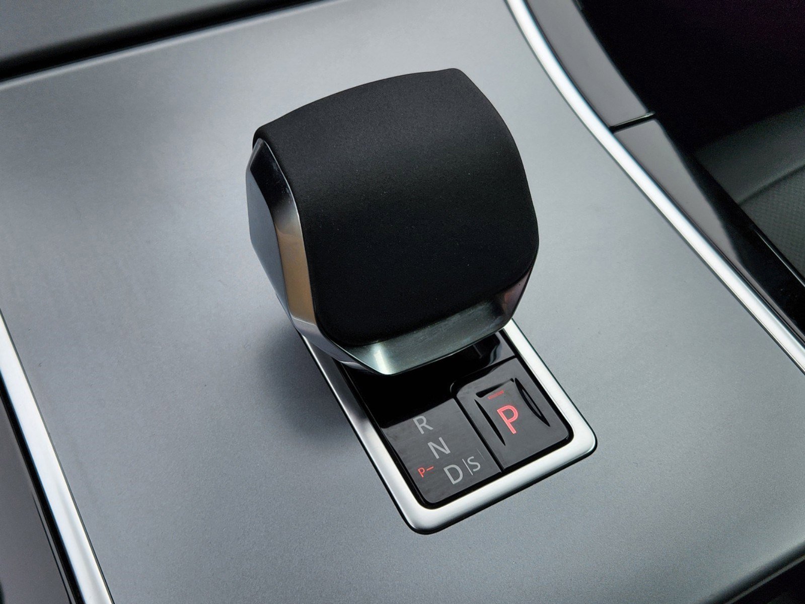 2024 Land Rover Range Rover Evoque S - Photo 22