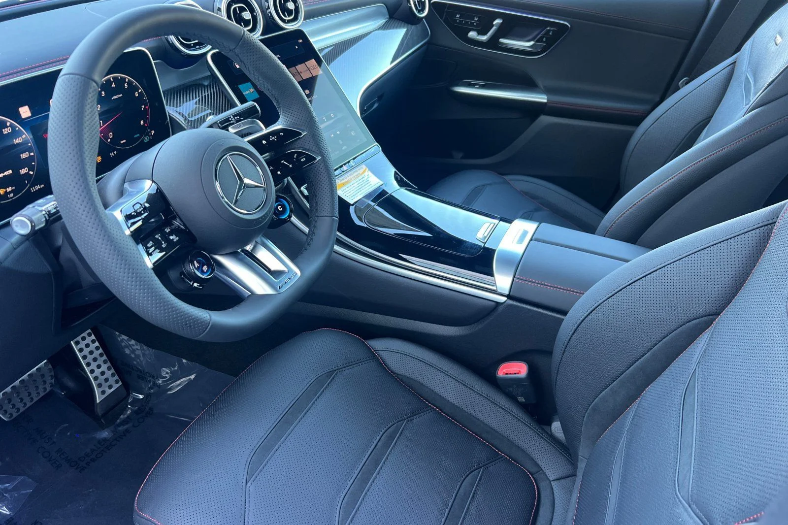 New 2026 White Mercedes-Benz GLC 43 AMG® image 13