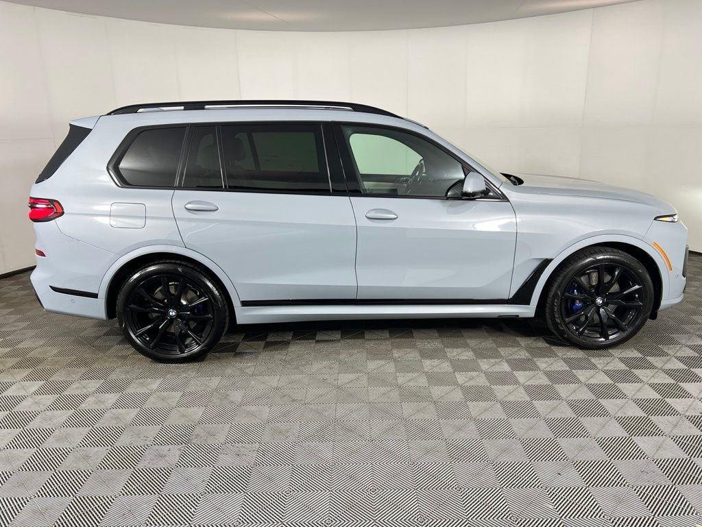 Used 2023 Gray Metallic BMW xDrive40i image 3