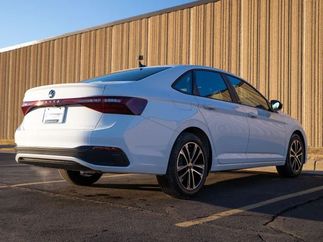 New 2026 White Volkswagen 1.5T Sport image 8