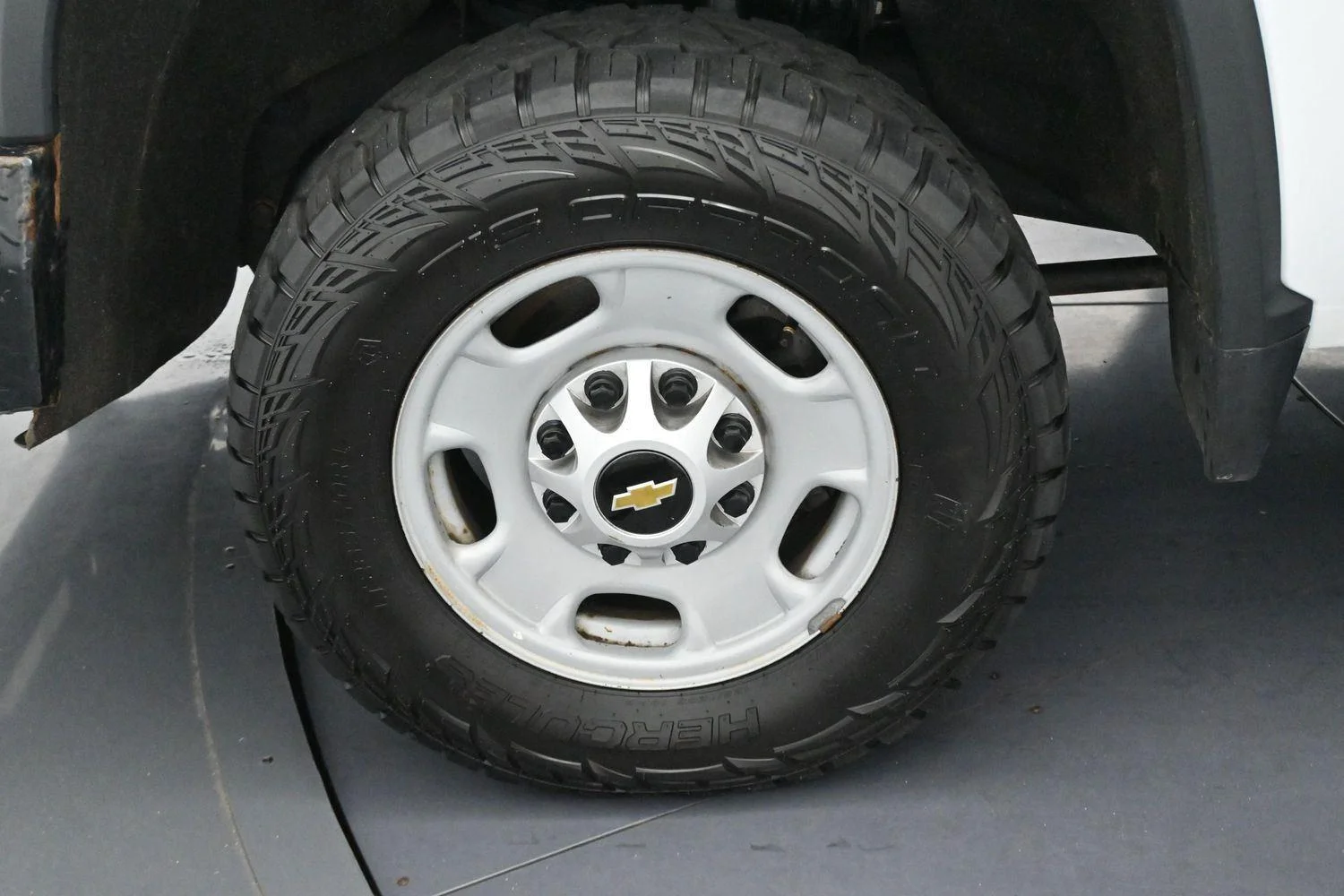 Used 2021 SUMMIT WHITE Chevrolet Work Truck image 31