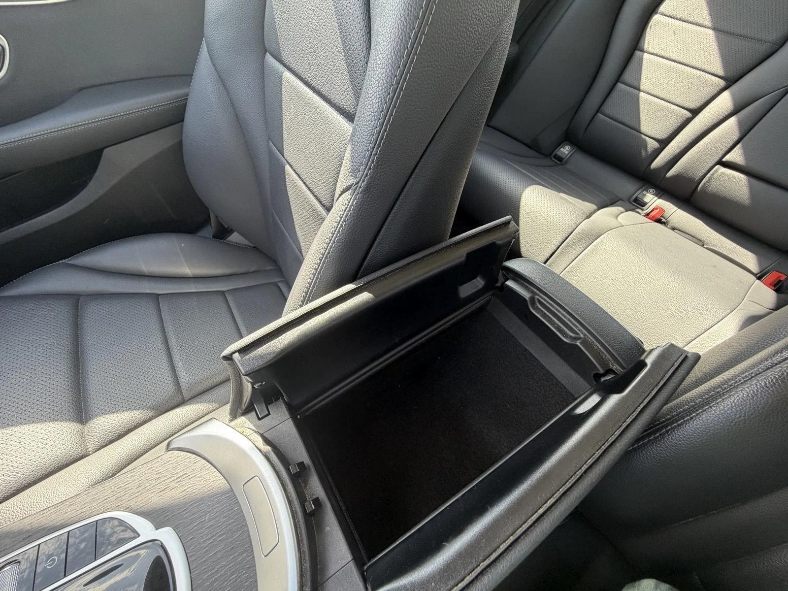 Used 2020 Iridium Silver Metallic Mercedes-Benz C 300 image 13