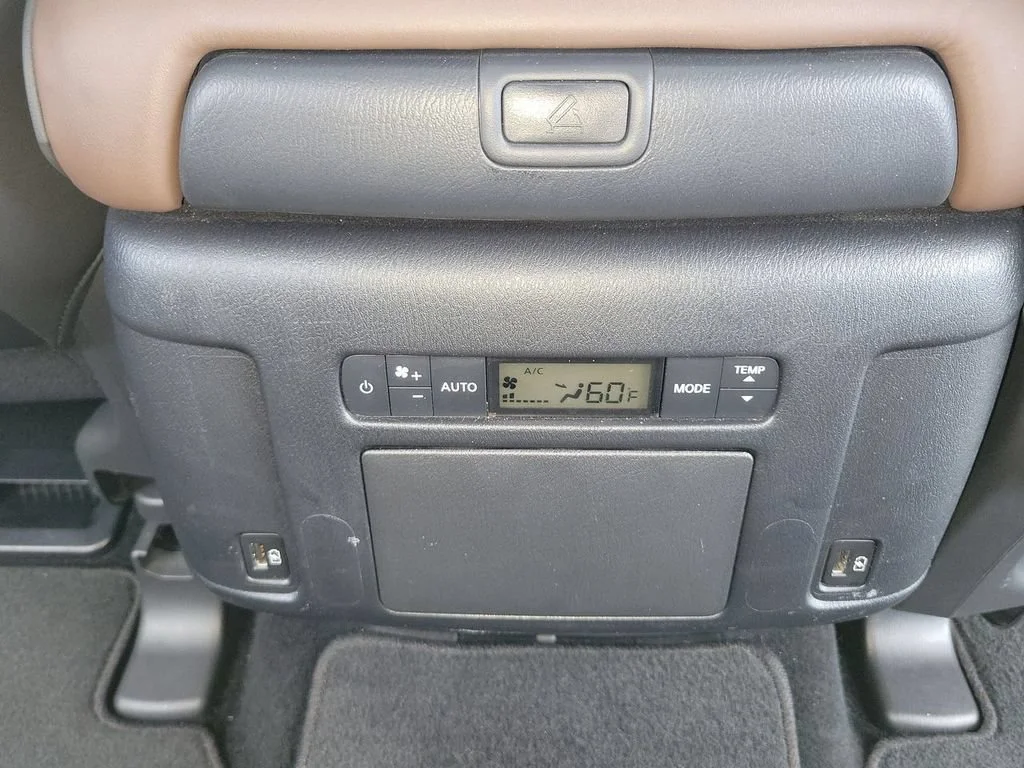 Used 2023 Black INFINITI PREMIUM SELECT image 22