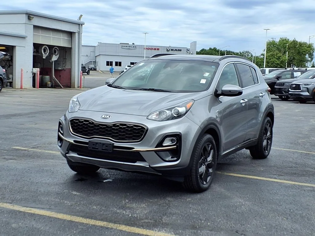 Used 2020 Kia Sportage S with VIN KNDP6CAC5L7734054 for sale in Kansas City