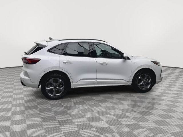 Used 2023 Oxford White Ford ST-Line Select image 37
