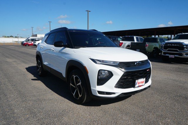 Used 2023  Chevrolet RS image 3
