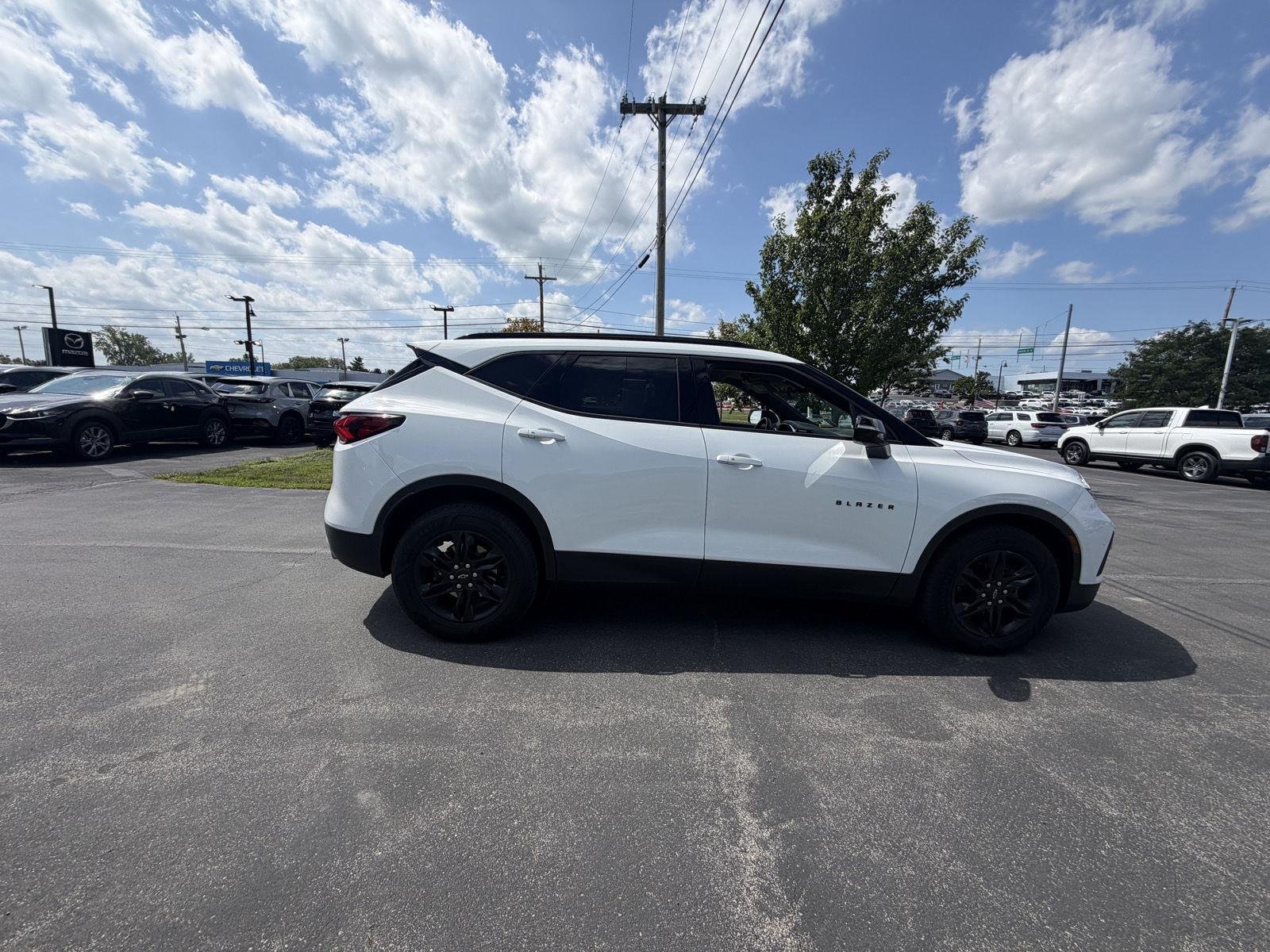 Used 2021 Summit White Chevrolet LT image 11