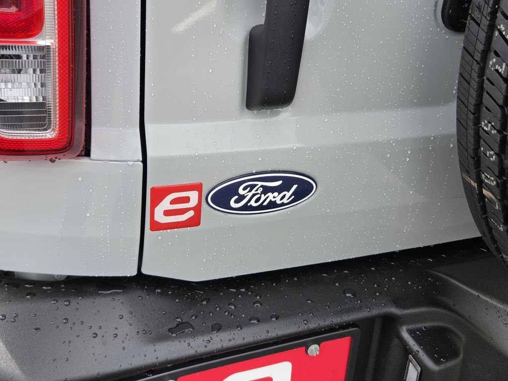 New 2026 Avalanche Gray Ford Base image 36