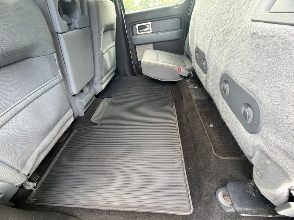 Used 2011 Silver Ford XLT image 47