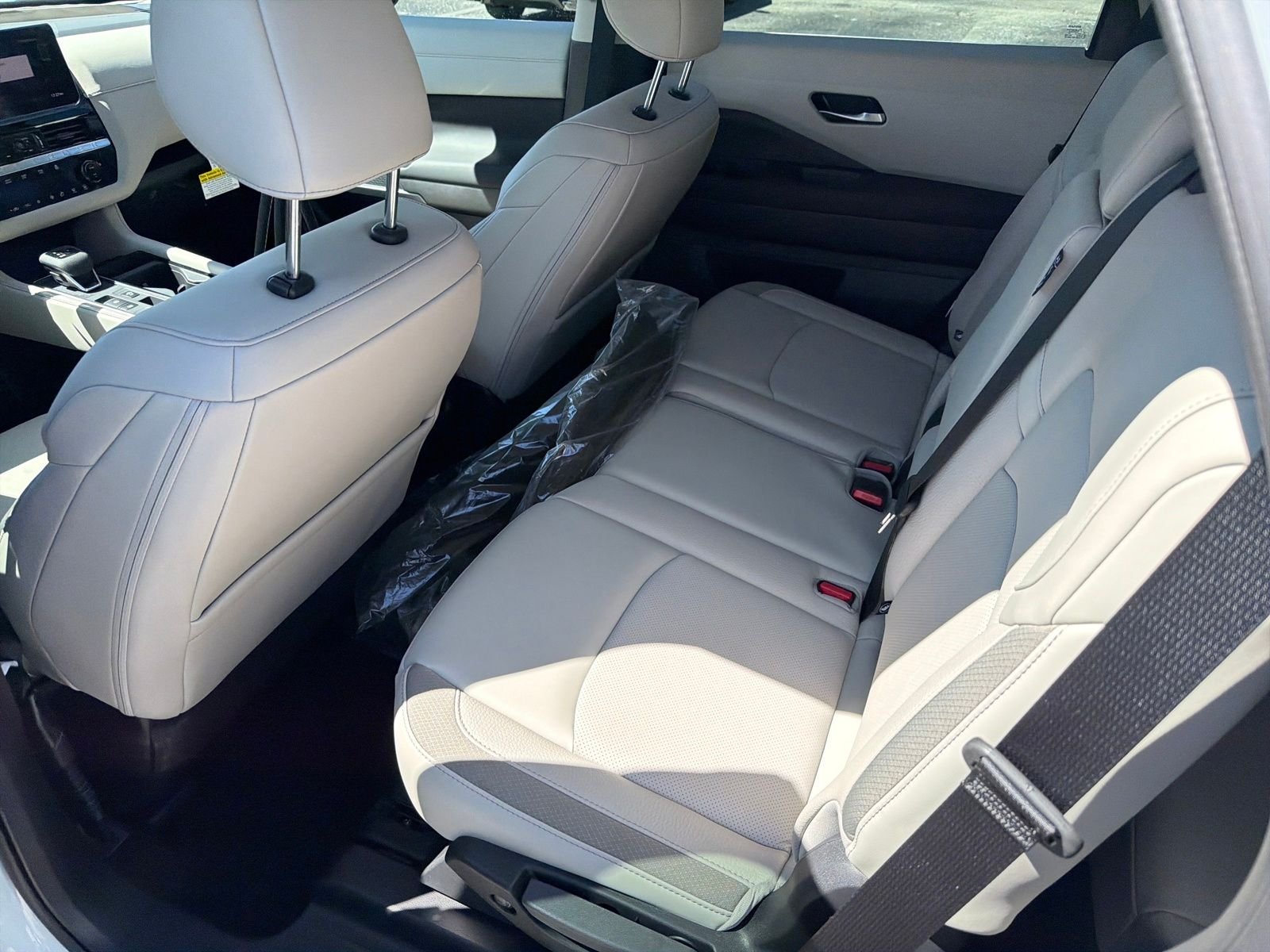 New 2026 Nissan Pathfinder SL 4D Sport Utility