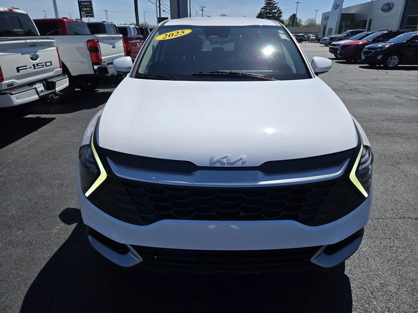 Used 2025 Glacial White Pearl Kia LX image 2