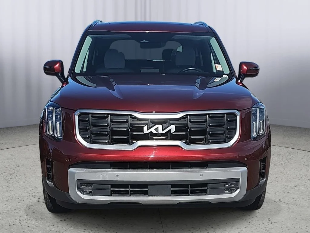 Used 2023 Red Kia SX image 8