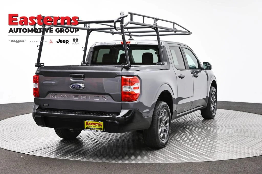 Used 2023 Gray Ford XLT image 6