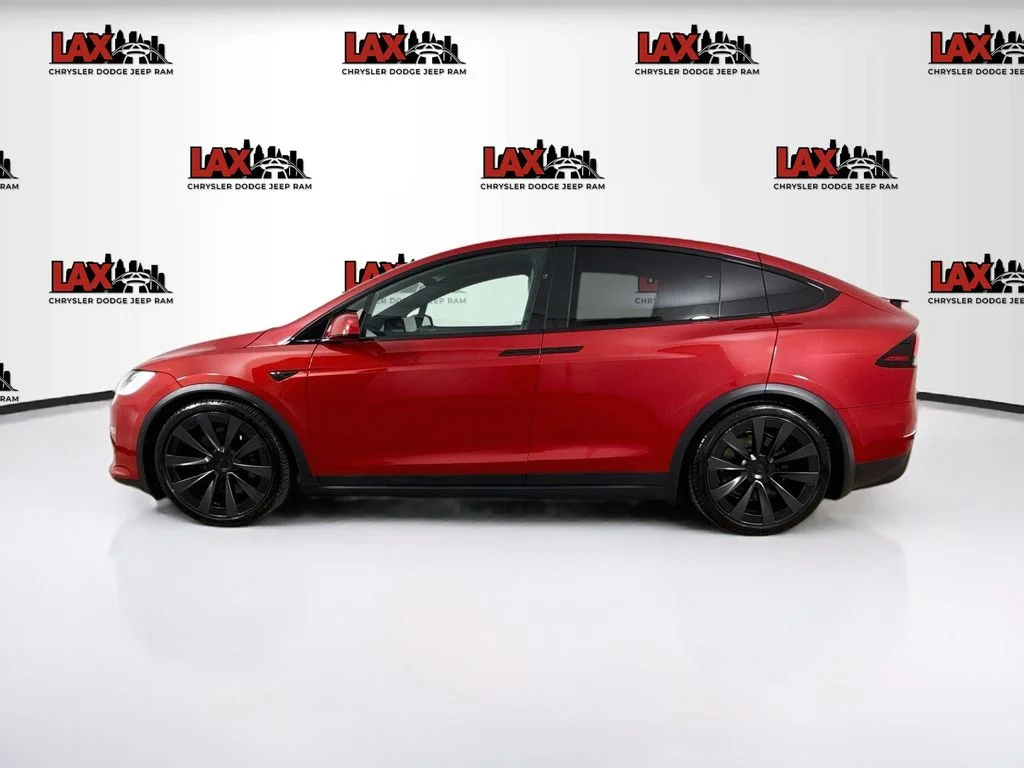 Used 2022 Red Tesla Base image 4