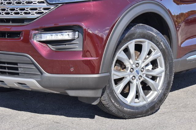 Used 2023 Red Ford Limited image 3