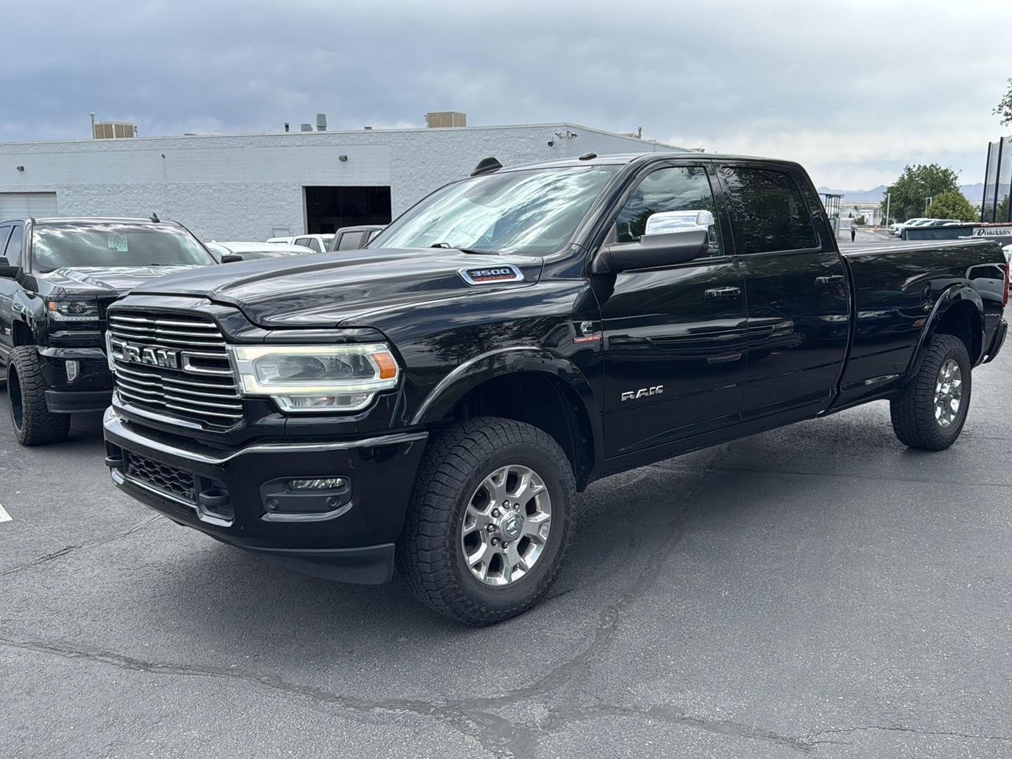 2020 RAM 3500 Laramie 4X4 Crew Cab LWB's photo