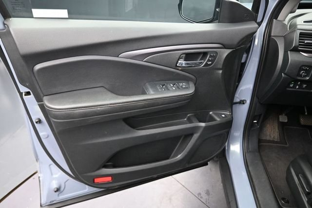 Certified Used 2023 Sonic Gray Pearl Honda AWD RTL image 16