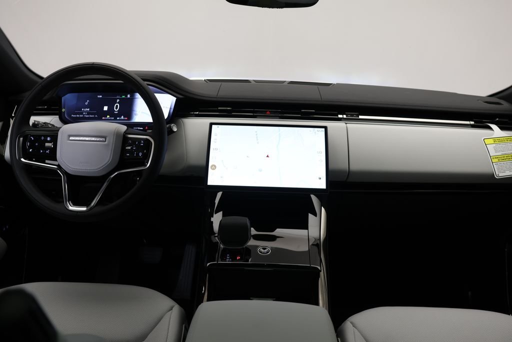 New 2026 Varesine Blue Land Rover SE image 15