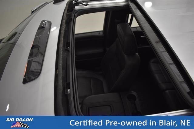 Used 2022 Silver Ice Metallic Chevrolet High Country image 7