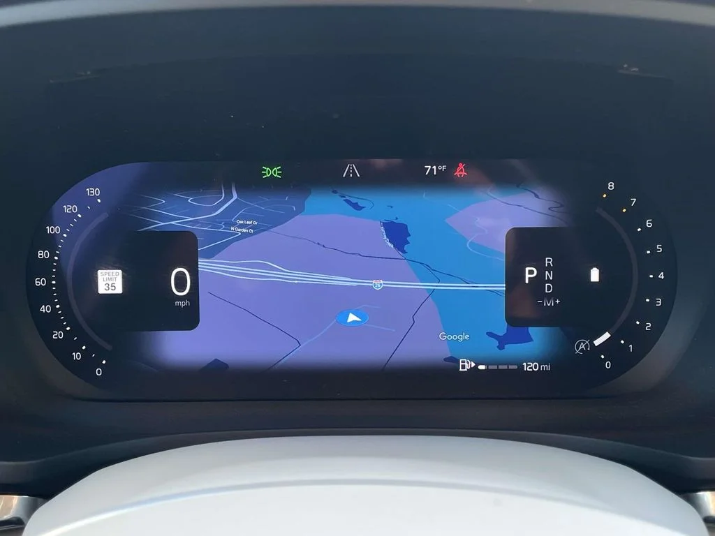 2025 Volvo V60 Cross Country Plus - Photo 15