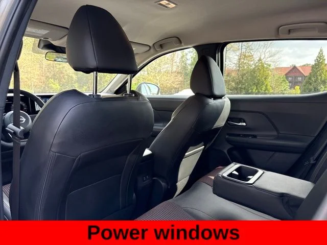 Used 2026 Brown Nissan SR image 22