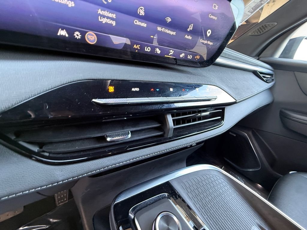 Used 2025 Black Buick Preferred image 23